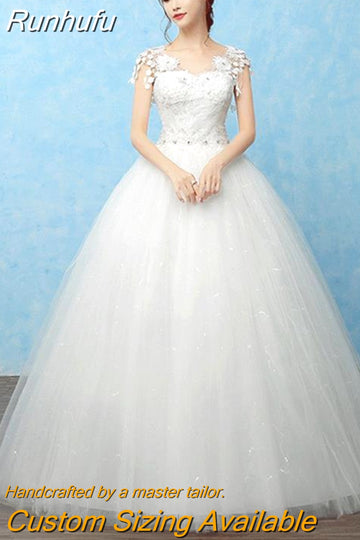 Runhufu Wedding Dress The Red V-neck Ball Gown Vintage Wedding Dresses Lace Embroidery Vestido De Noiva